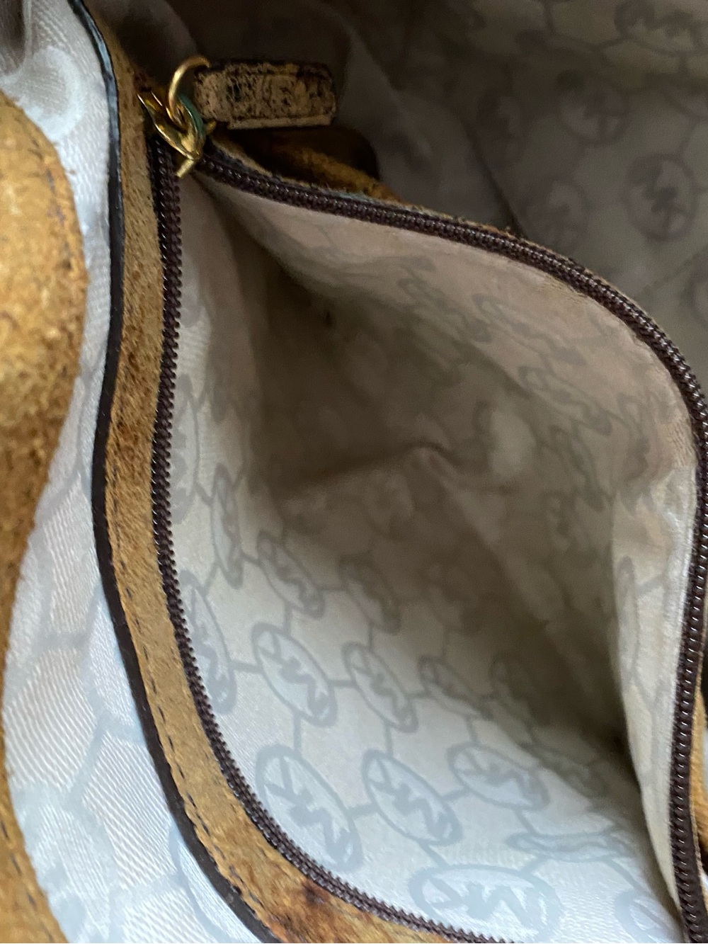 Michael Kors Hamilton bag and wallet set - Picture 8 of 15